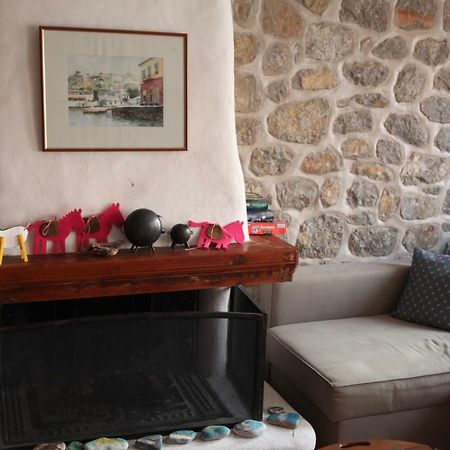 Villa Alkioni stone house Hydra  Esterno foto