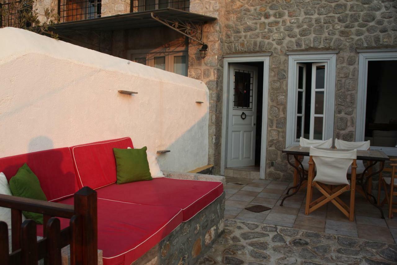 Villa Alkioni stone house Hydra  Esterno foto