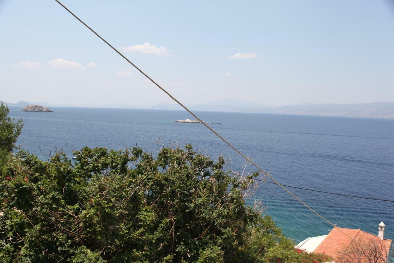 Villa Alkioni stone house Hydra  Esterno foto