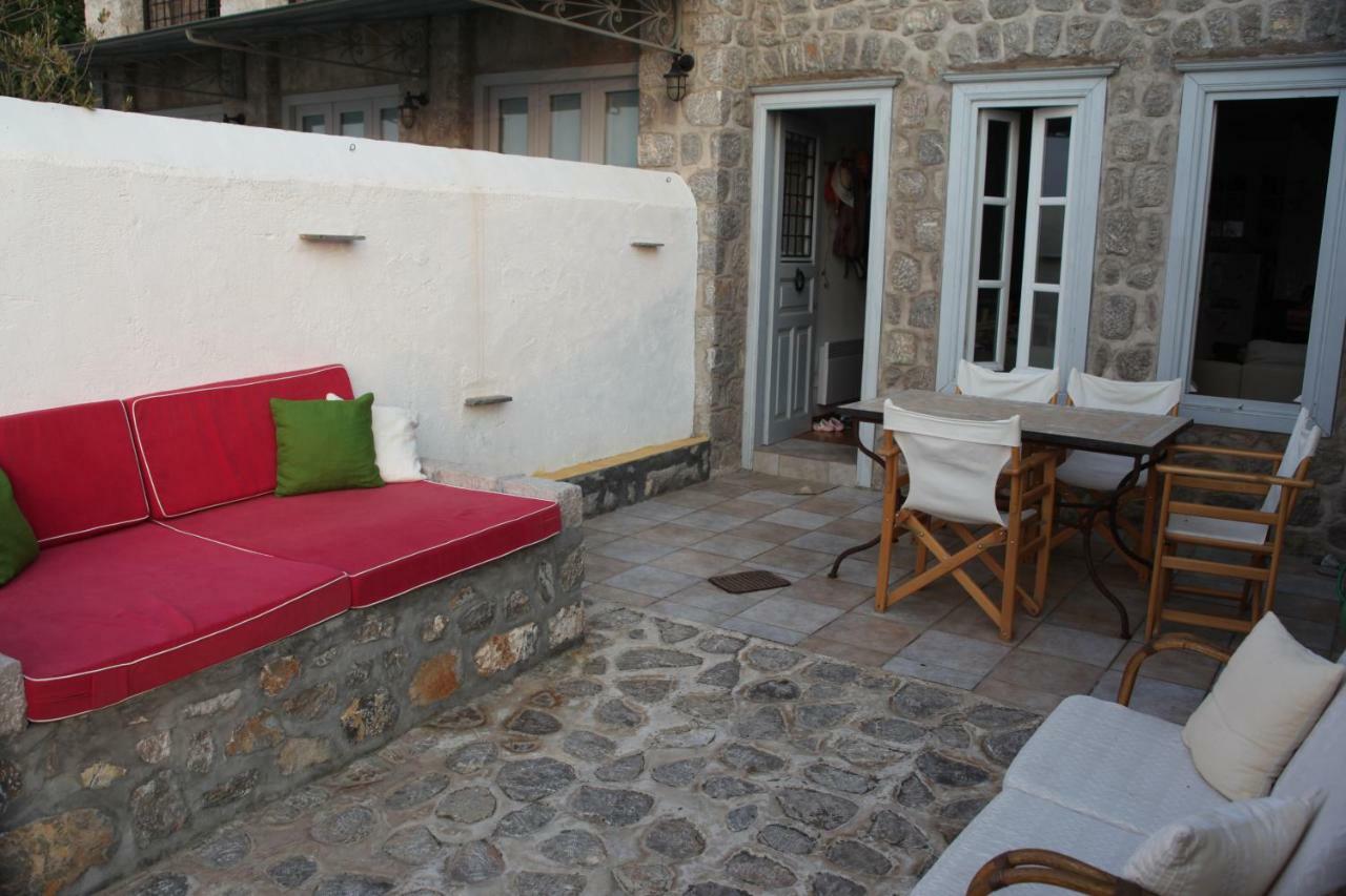 Villa Alkioni stone house Hydra  Esterno foto