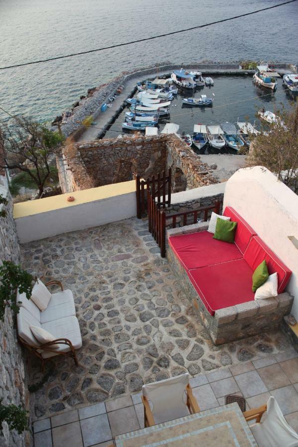 Villa Alkioni stone house Hydra  Esterno foto